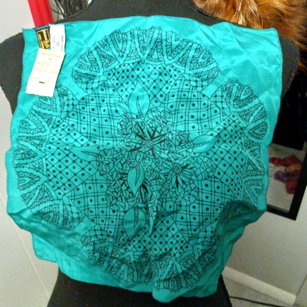 Saks Fifth Avenue 100% silk green handkerchief (everything must go! Moving sale)